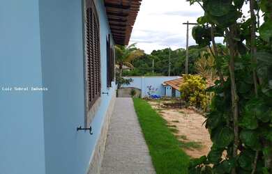Imagem: A casa possui 4 Dormitórios, 4 Banheiros, 3 Vagas na garagem