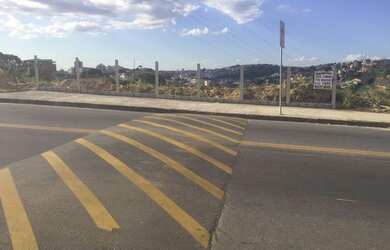 Imagem: O terreno possui 1019m² de Área e está localizado em Buritis