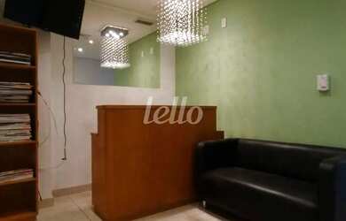 Imagem: O depósito possui 1 Vaga na garagem, 30m² de Área e está