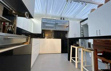 Imagem 8: Sobrado para venda possui 148 metros quadrados com 4 quartos em Parque...