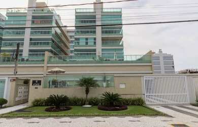 Imagem 2: Luxo à Beira-Mar Apartamento em Caiobá com 4 quartos - Matinhos/PR