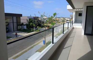 Imagem: A casa em condomínio possui 5 Dormitórios, 5 Banheiros, 1