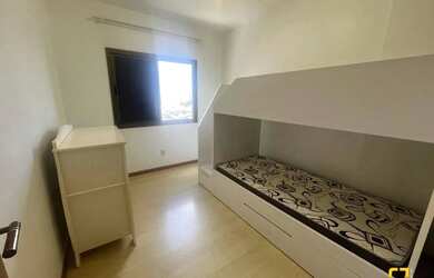 Imagem 12: Apartamento a Venda de 2 dormitórios 1 Suíte Andar Alto - Bairro Centro...