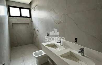 Imagem 15: Casa alto padrão com 3 suítes à venda, 224 m² por R$ 2.200.000 - Condomínio...