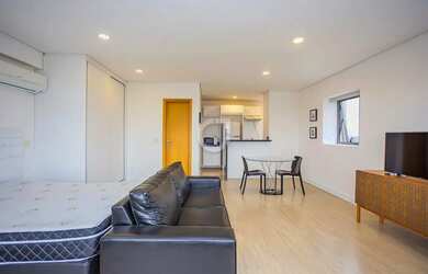 Imagem 3: Studio mobiliado no Centro de Curitiba 56m² Universe Life Square