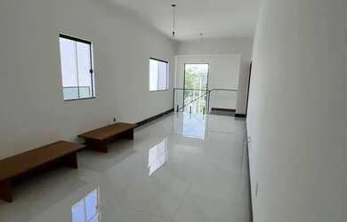 Imagem: A casa em condomínio possui 5 Dormitórios, 5 Banheiros, 4