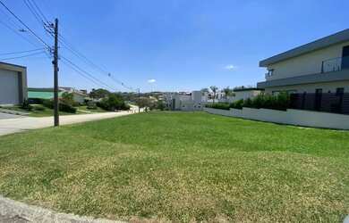 Imagem: O terreno possui 1089m² de Área e está localizado em Kurumin