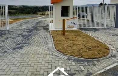 Imagem: O terreno possui 1.000m² de Área e está localizado em Araçoiaba