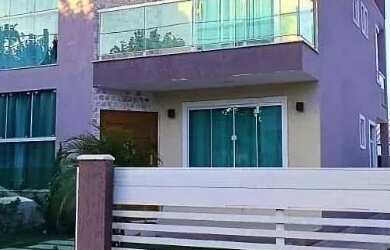 Imagem: A casa em condomínio à venda possui 4 Dormitórios, 4 Banheiros