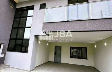 Imagem: A casa em condomínio possui 3 Dormitórios, 3 Banheiros, 2