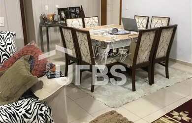 Imagem: O apartamento possui 3 Dormitórios, 3 Banheiros, 2 Vagas na