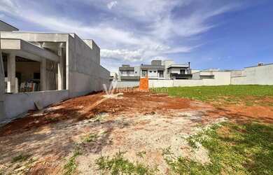 Imagem: O terreno à venda possui 200m² de Área e Imóvel mobiliado