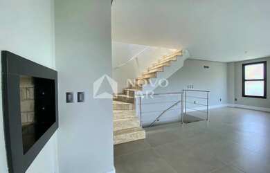 Imagem: A casa em condomínio possui 3 Dormitórios, 5 Banheiros, 2