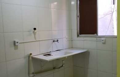 Imagem 6: Aluga-se quitinete. 