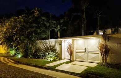 Imagem: A casa em condomínio possui 3 Dormitórios, 5 Banheiros, 4