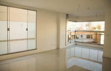 Imagem: O depósito possui 1 Vaga na garagem, 28m² de Área, Imóvel