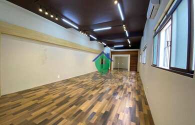 Imagem: O depósito possui 400m² de Área e está localizado em Lapa