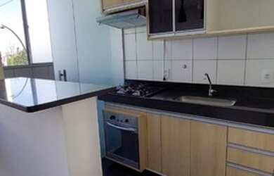 Imagem: O apartamento possui 2 Dormitórios, 1 Banheiro, 1 Vaga na garagem