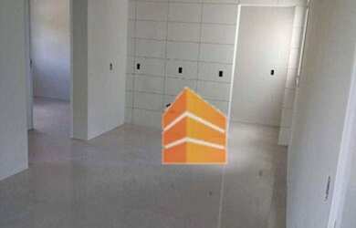 Imagem: O apartamento possui 2 Dormitórios, 1 Banheiro, 1 Vaga na garagem