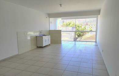 Imagem: O apartamento possui 2 Dormitórios, 1 Banheiro, 100m² de Área