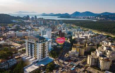 Imagem: O apartamento possui 2 Dormitórios, 2 Banheiros, 1 Vaga na