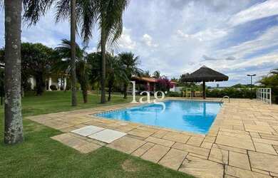 Imagem: A casa em condomínio possui 5 Dormitórios, 5 Banheiros, 5