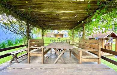 Imagem: O terreno possui 1.303m² de Área e está localizado em Novo