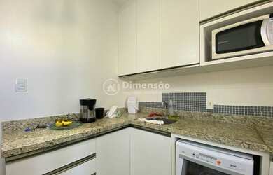 Imagem: O apartamento possui 1 Dormitório, 1 Banheiro, 1 Vaga na garagem