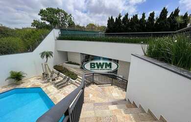 Imagem: O apartamento possui 3 Dormitórios, 5 Banheiros, 4 Vagas na