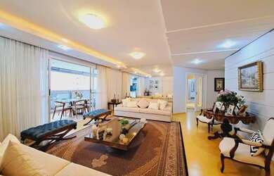 Imagem: O apartamento possui 3 Dormitórios, 5 Banheiros, 2 Vagas na