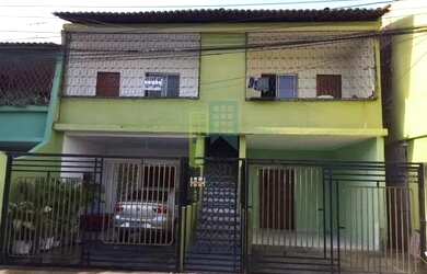 Imagem: O depósito possui 2 Vagas na garagem, 136m² de Área e está