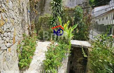 Imagem 5: Casa duplex, bem localizada, 4 quartos, 5 vagas cobertas, silenciosa,...