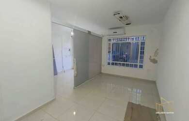 Imagem: O depósito possui 35m² de Área e está localizado em Centro