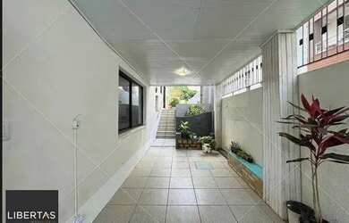 Imagem 5: Casa para Venda - 3 dormitórios, sendo 1 suites, 2 vagas - Menino Deus