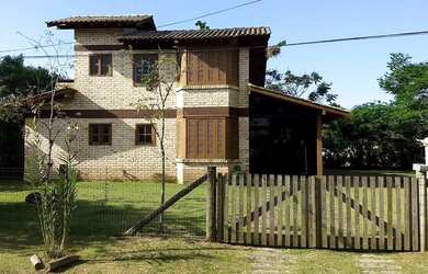 Imagem 3: Casa para Venda em Imbituba, Arroio, 3 dormitórios, 1 suíte, 1 banheiro,...
