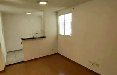 Imagem: O apartamento possui 2 Dormitórios, 1 Banheiro, 1 Vaga na garagem