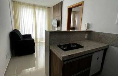 Imagem: O apartamento possui 1 Dormitório, 1 Banheiro, 1 Vaga na garagem