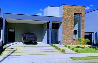 Imagem: A casa em condomínio possui 3 Dormitórios, 4 Banheiros, 4