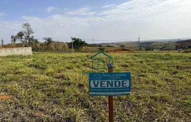 Imagem: O terreno possui 250m² de Área, Imóvel novo e está localizado