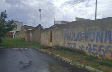 Imagem: QNJ 21 ótimo terreno à venda em localização privilegiada