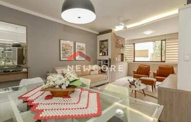 Imagem: O apartamento possui 2 Dormitórios, 2 Banheiros, 2 Vagas na