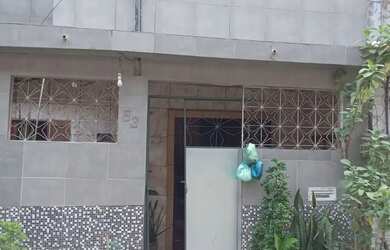 Imagem: A casa possui 2 Dormitórios, 1 Banheiro e está localizado