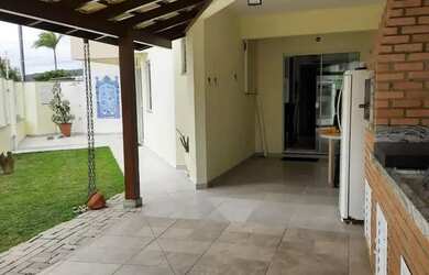 Imagem 2: Sobrado em Rua Agenor Pedro Lino - Balneario Pereque - Porto Belo/SC