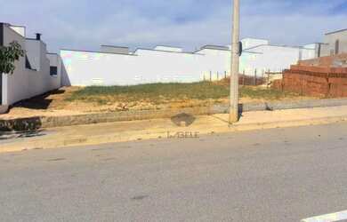 Imagem: O terreno possui 200m² de Área e está localizado em Wanel