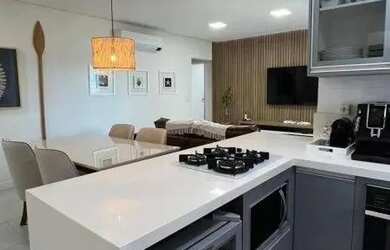 Imagem 3: Apartamento mobiliado em Meia Praia com 3 suítes, pronto para morar