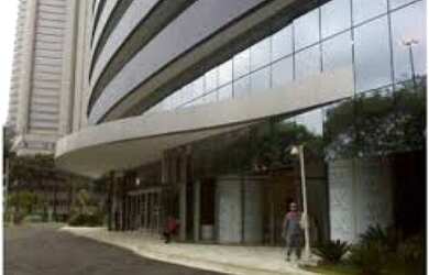 Imagem: O depósito possui 2 Vagas na garagem, 77m² de Área e Imóvel