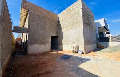 Imagem: A casa em condomínio possui 3 Dormitórios, 5 Banheiros, 4