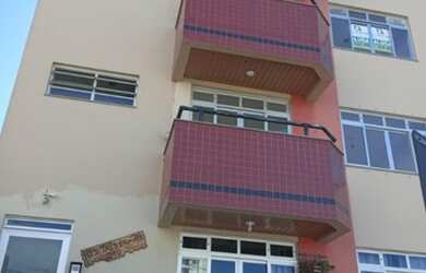 Imagem: O apartamento possui 3 Dormitórios, 2 Banheiros, 1 Vaga na