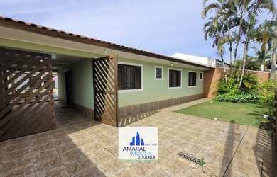 Imagem: A casa possui 5 Dormitórios, 5 Banheiros, 5 Vagas na garagem