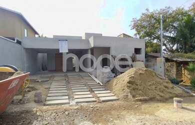 Imagem: A casa em condomínio possui 4 Dormitórios, 3 Banheiros, 2